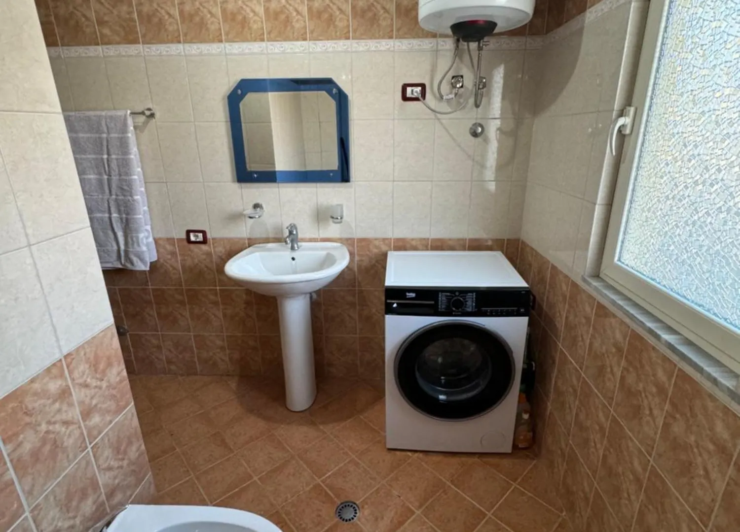 Himara Apartment