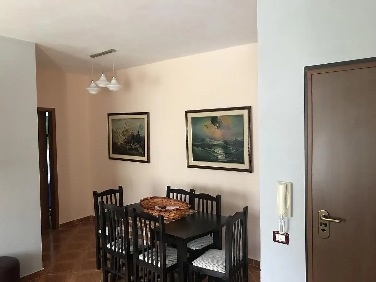 Himara Apartment